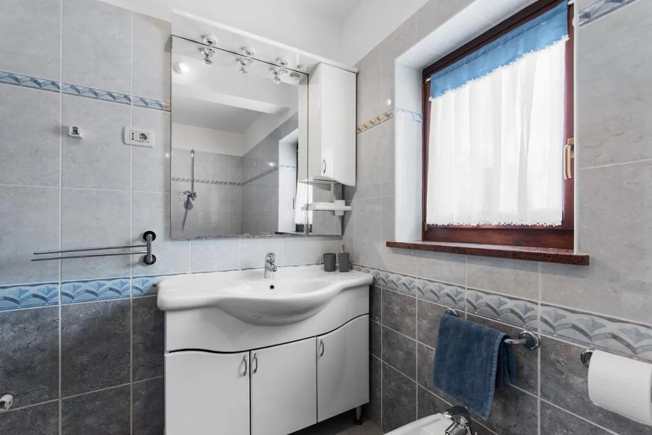 Apartment Luma Vizinada Croatia